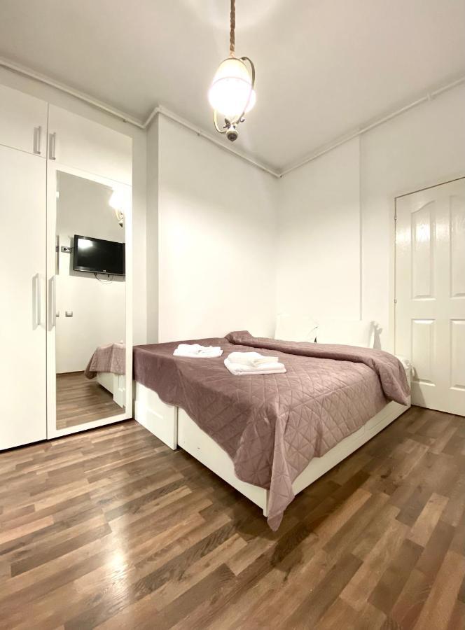 Republique Family Apartment Μπρασόβ Εξωτερικό φωτογραφία